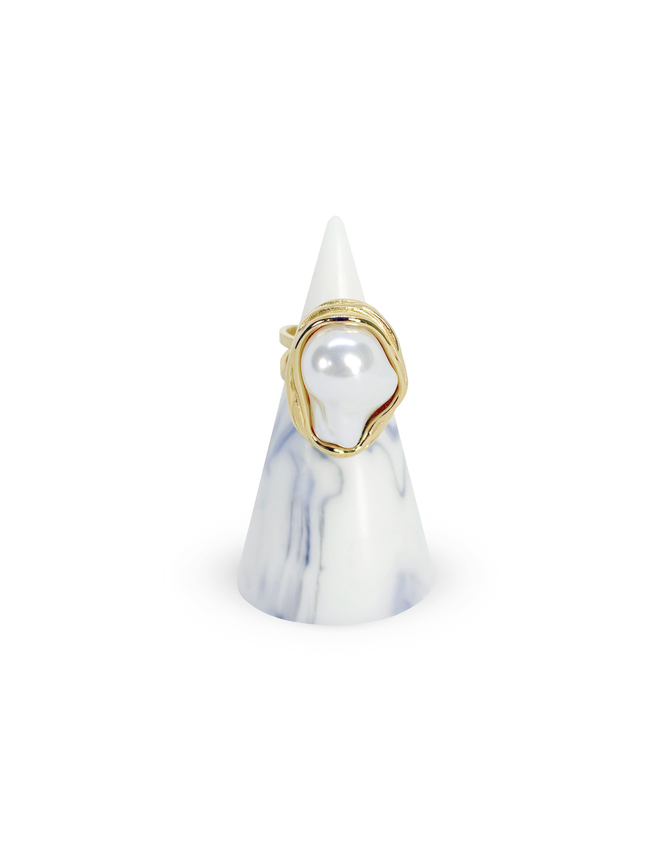Big Pearl Ring