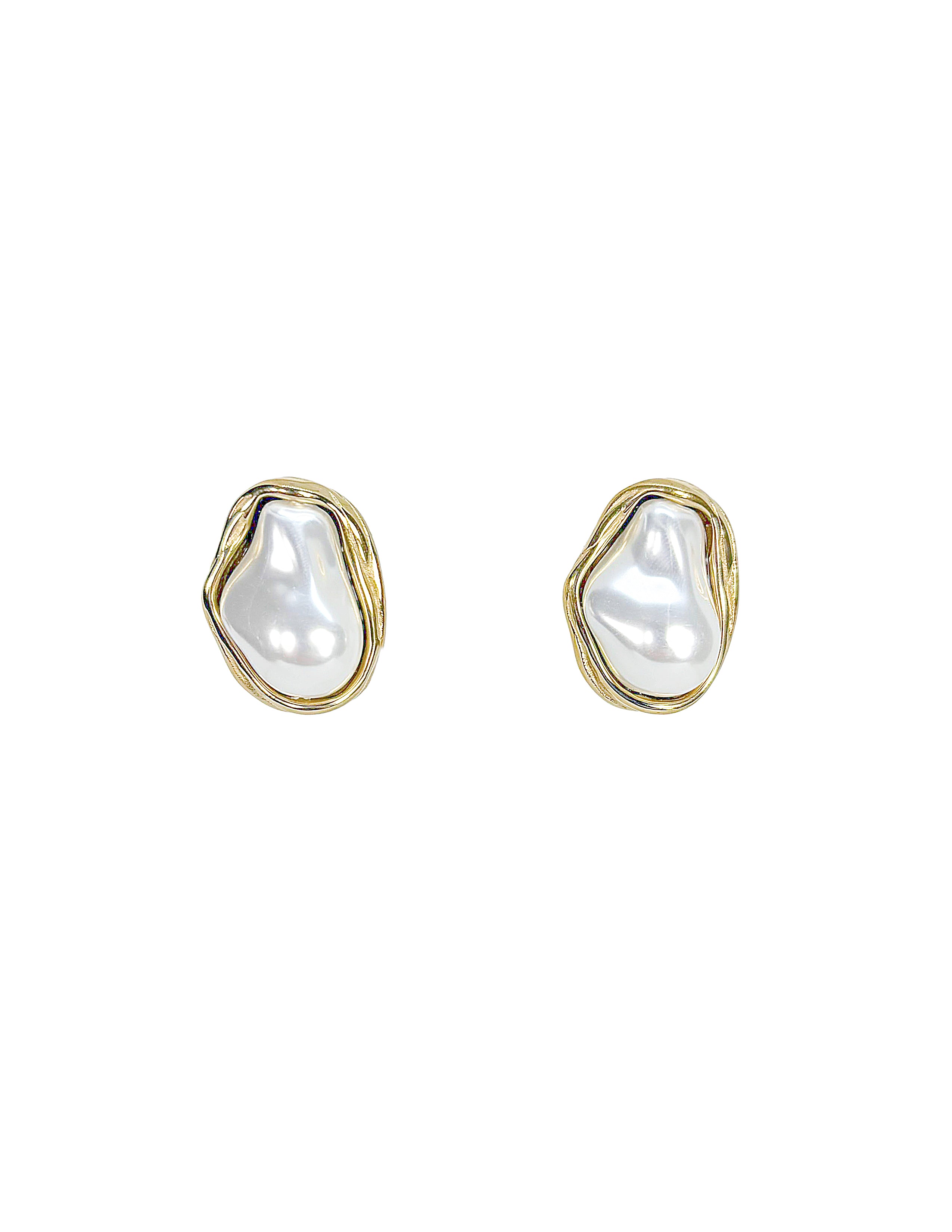 Big Pearl Earrings