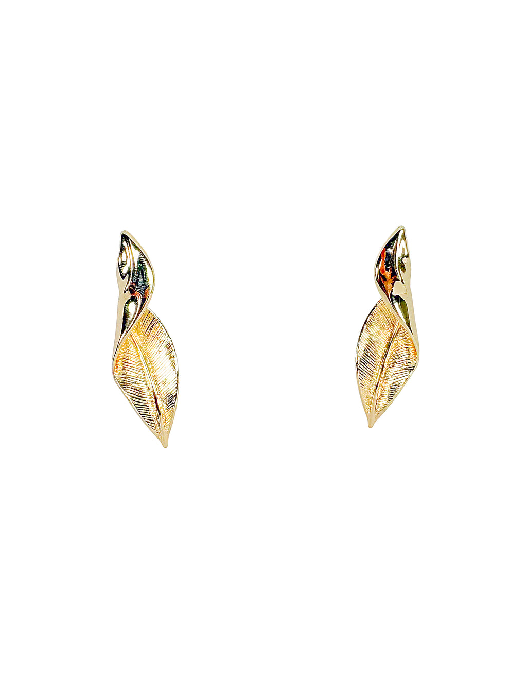 Twisted Leaf Golden Stud